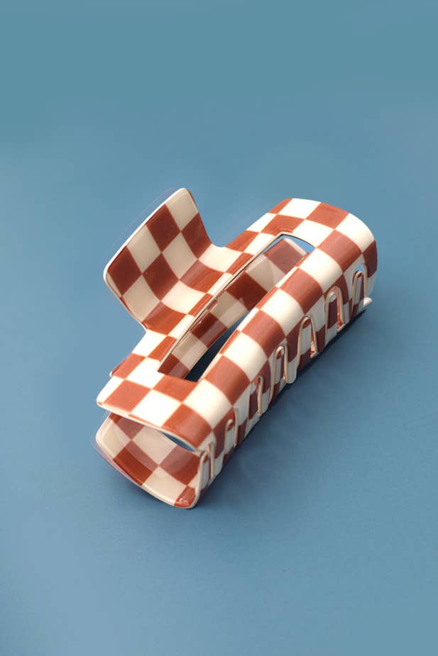 Jumbo Checkered Claw Clip