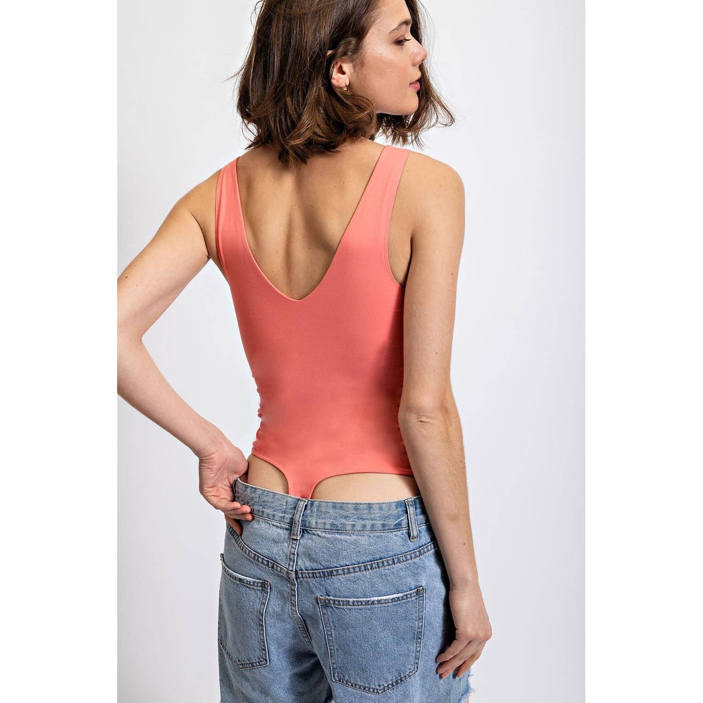 BUTTER SQUARE NECK BODYSUIT