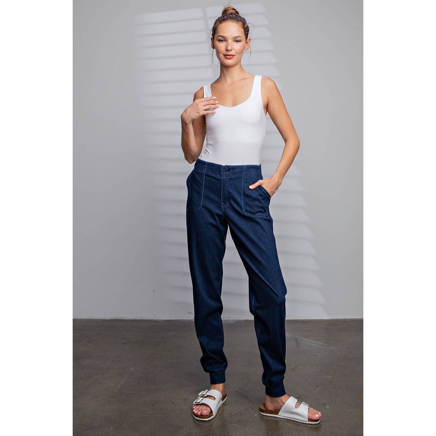 BUTTER SQUARE NECK BODYSUIT