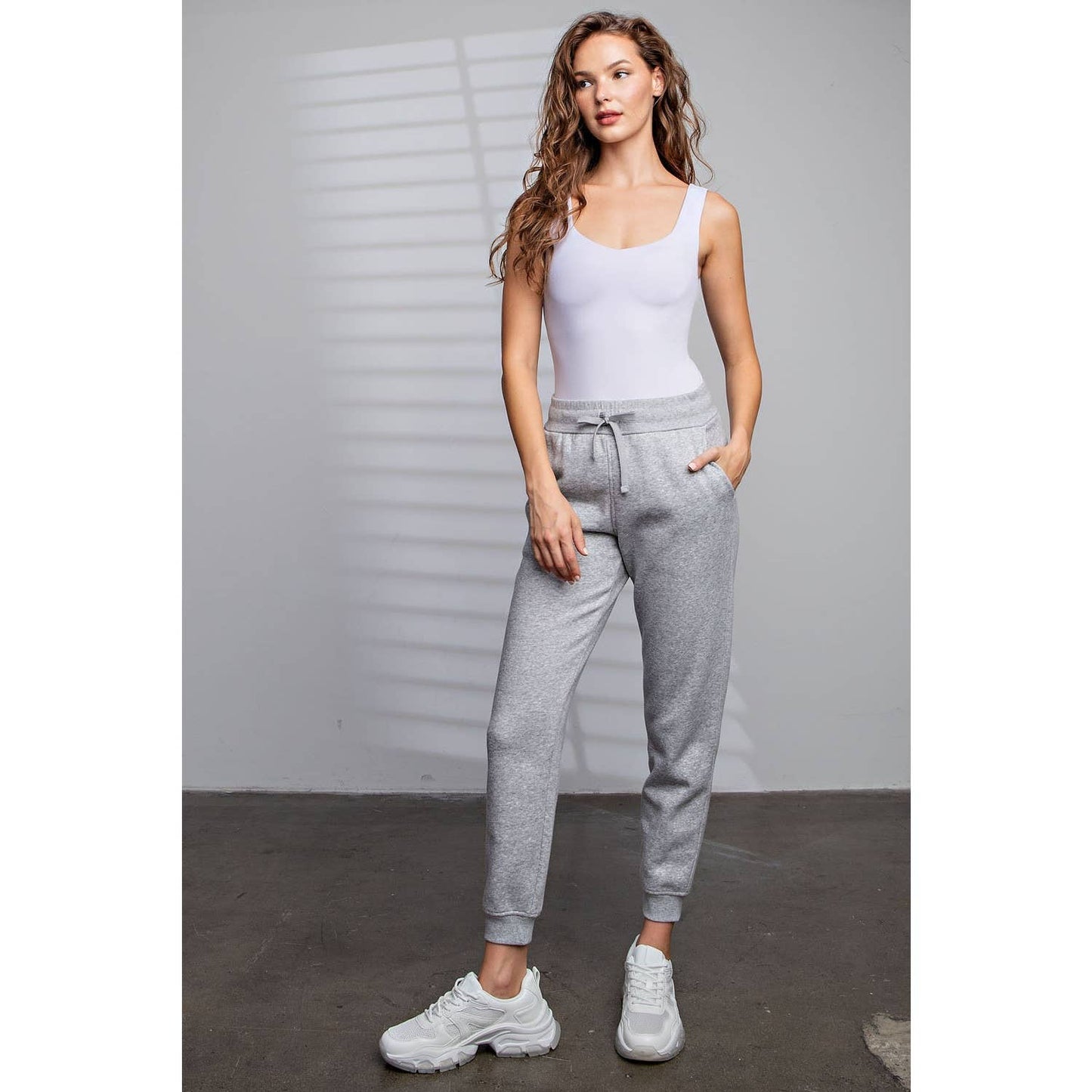 BUTTER SQUARE NECK BODYSUIT