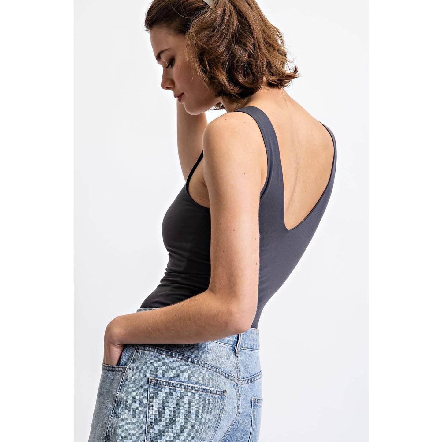 BUTTER SQUARE NECK BODYSUIT