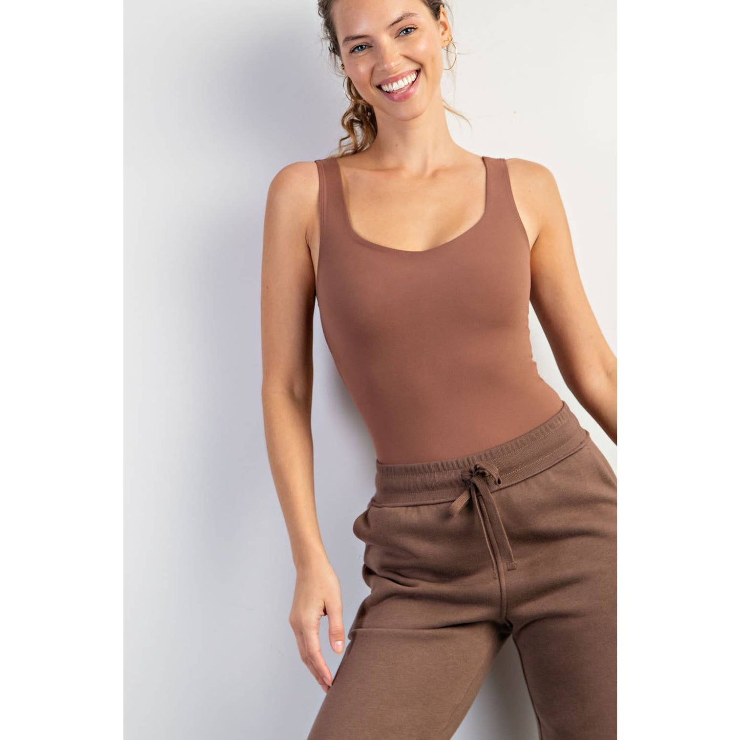 BUTTER SQUARE NECK BODYSUIT