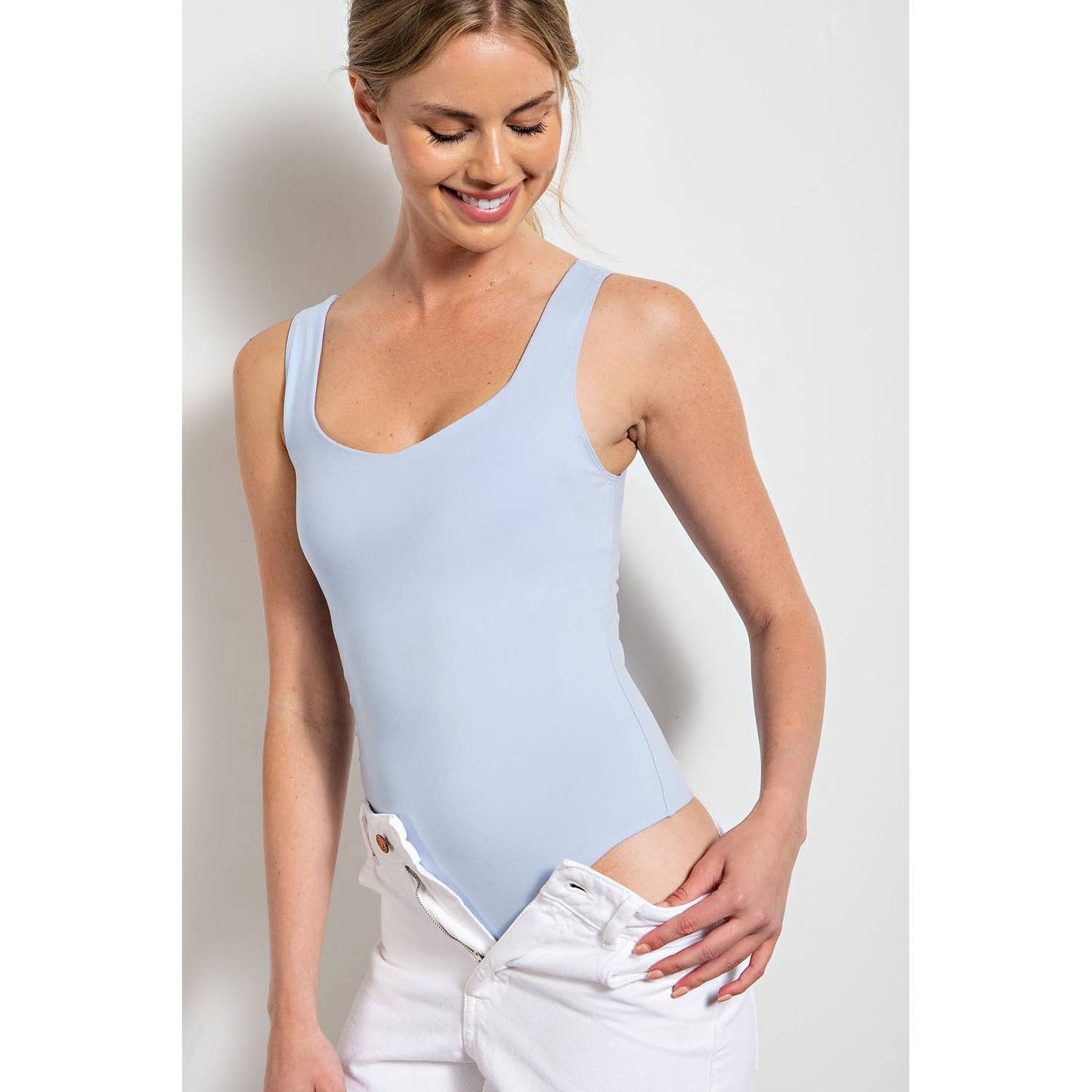 BUTTER SQUARE NECK BODYSUIT